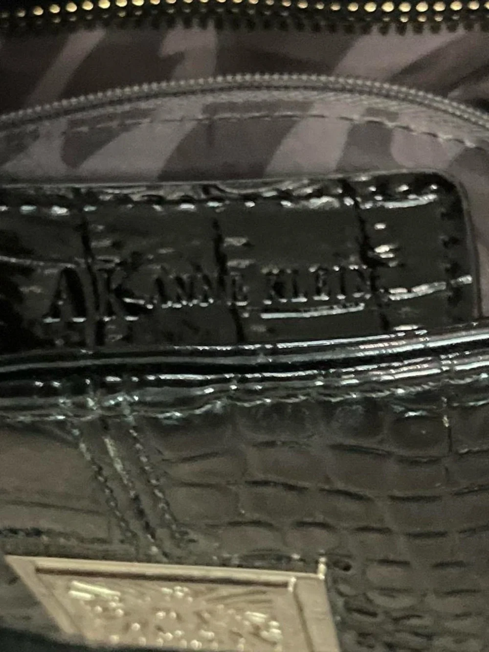 Classic Black Croc-Embossed Tote Bag - ANNE KLEIN new without tags no flaws